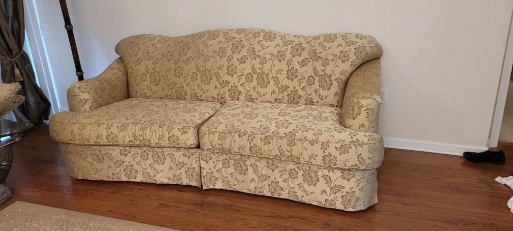 Sofa Like New