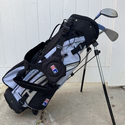 Kids Juniors Golf Clubs and Bag 