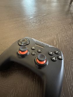 SteelSeries Wireless Stratus XL Controller for Android