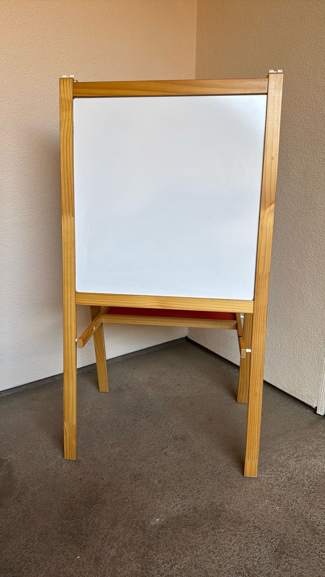 Kids Easel
