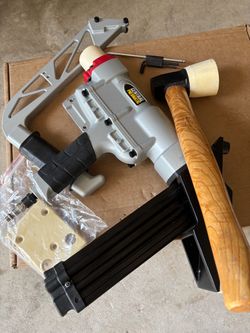 Central pneumatic 2in 1 flooring nailer/stapler