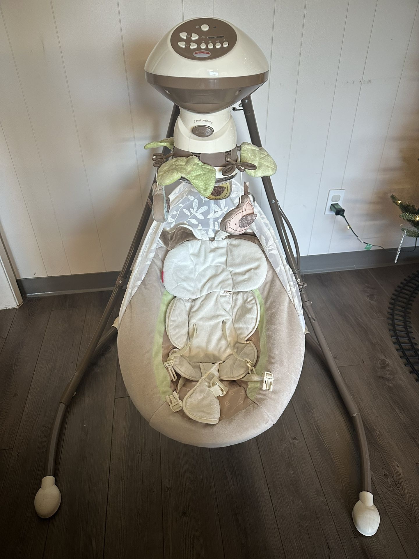 Fisher Price Sweet Surroundings Cradle ‘n Swing