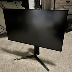 LG UltraGear 27GN950-B 27” 4K UHD Nano IPS 144Hz 1ms HDR600 Gaming Monitor