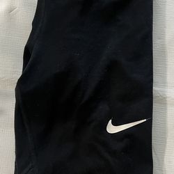 Nike Pro Leggings Sz L (run Small)