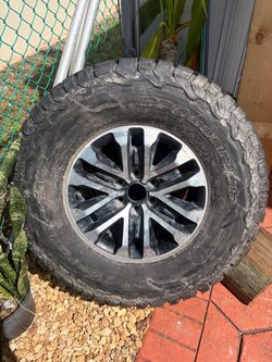BFGoodrich All-Terrain Tire on Alloy Wheel f150 6 lugs