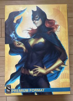 Sideshow Collectibles Batgirl Premium Format Figure Statue Batman