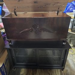 SEI Cedar Chest Trunk