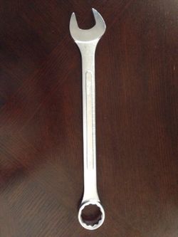 42 mm jumbo panel wrench