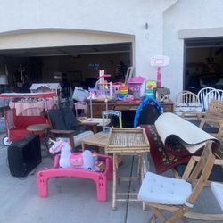 Garage Sell Saturday 3/21 