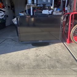Panasonic 42” Tv
