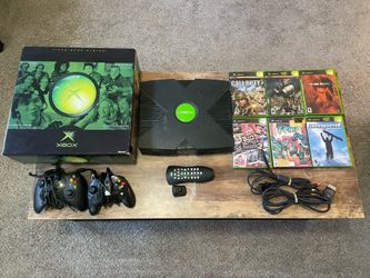 Original Xbox Console with Box, 6 games & 2 controllers - CIB( Tested & Working!)