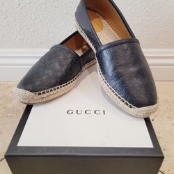 Gucci Shoes $250