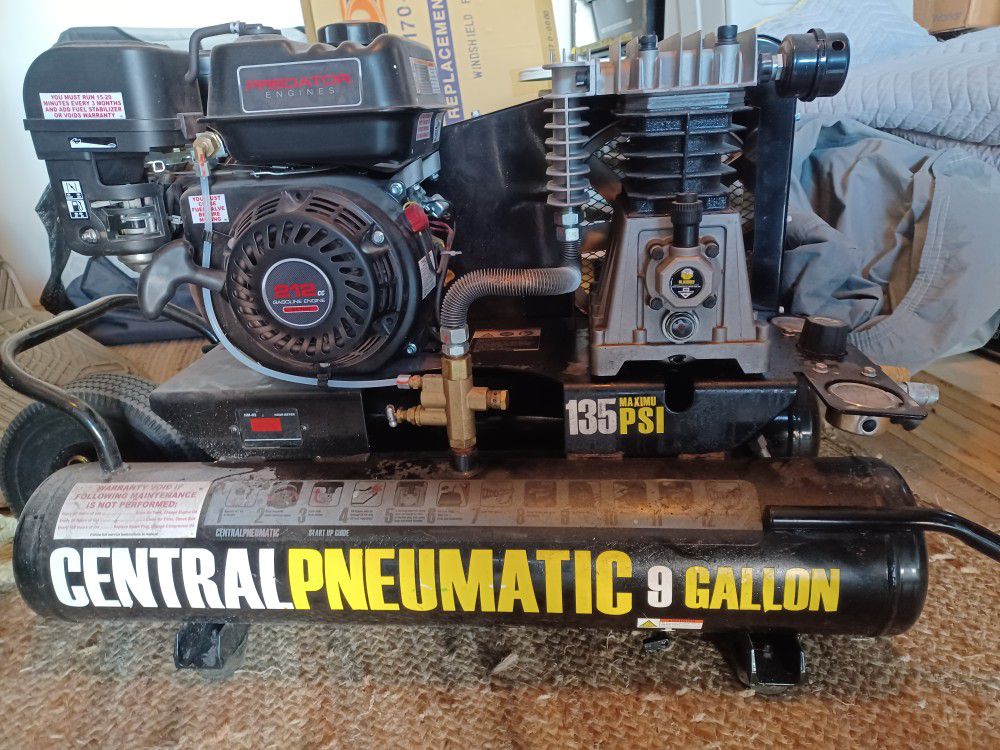 Compressor Central pneumatic  9gallon 
