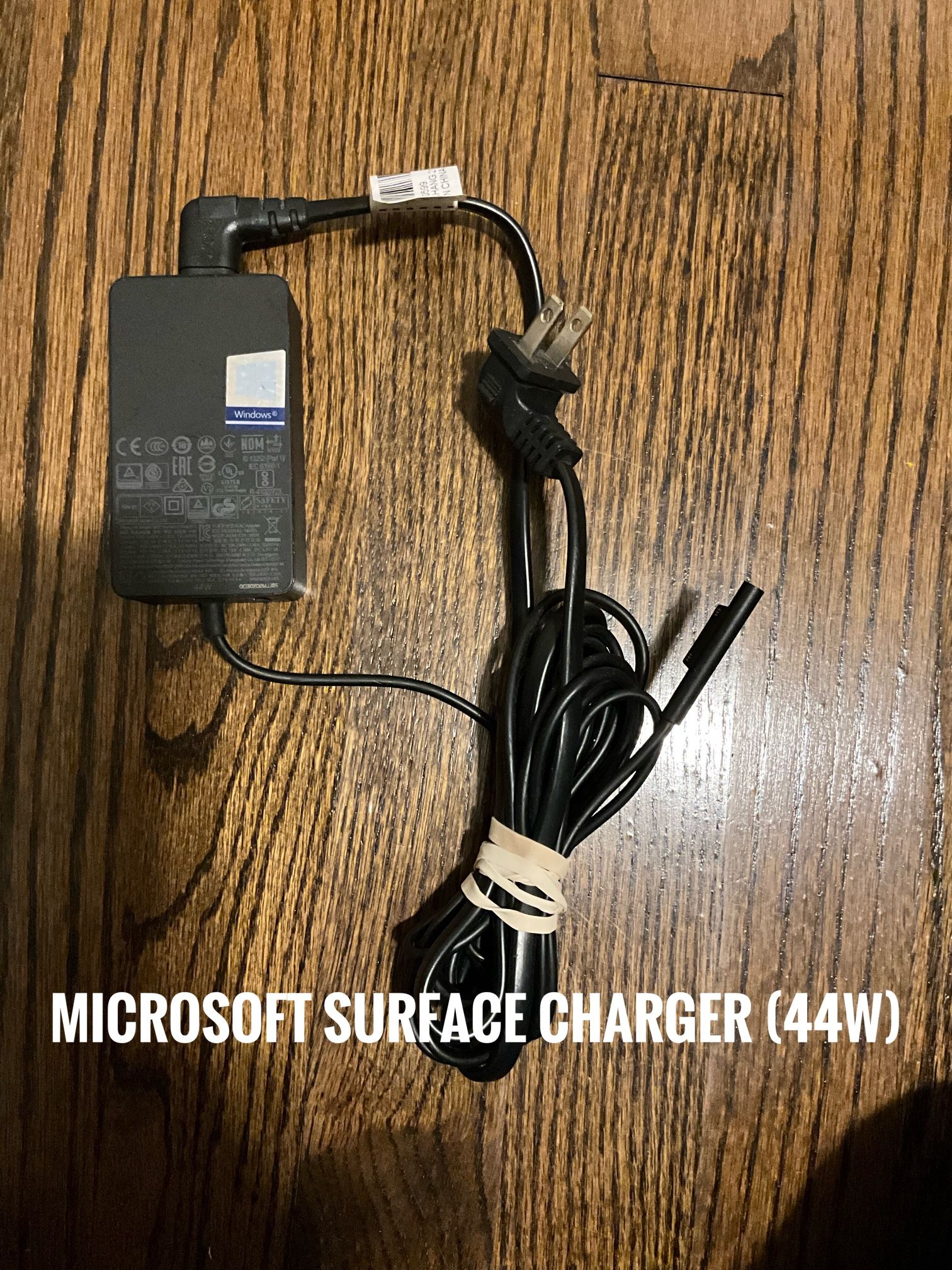 Microsoft Surface Charger 44w