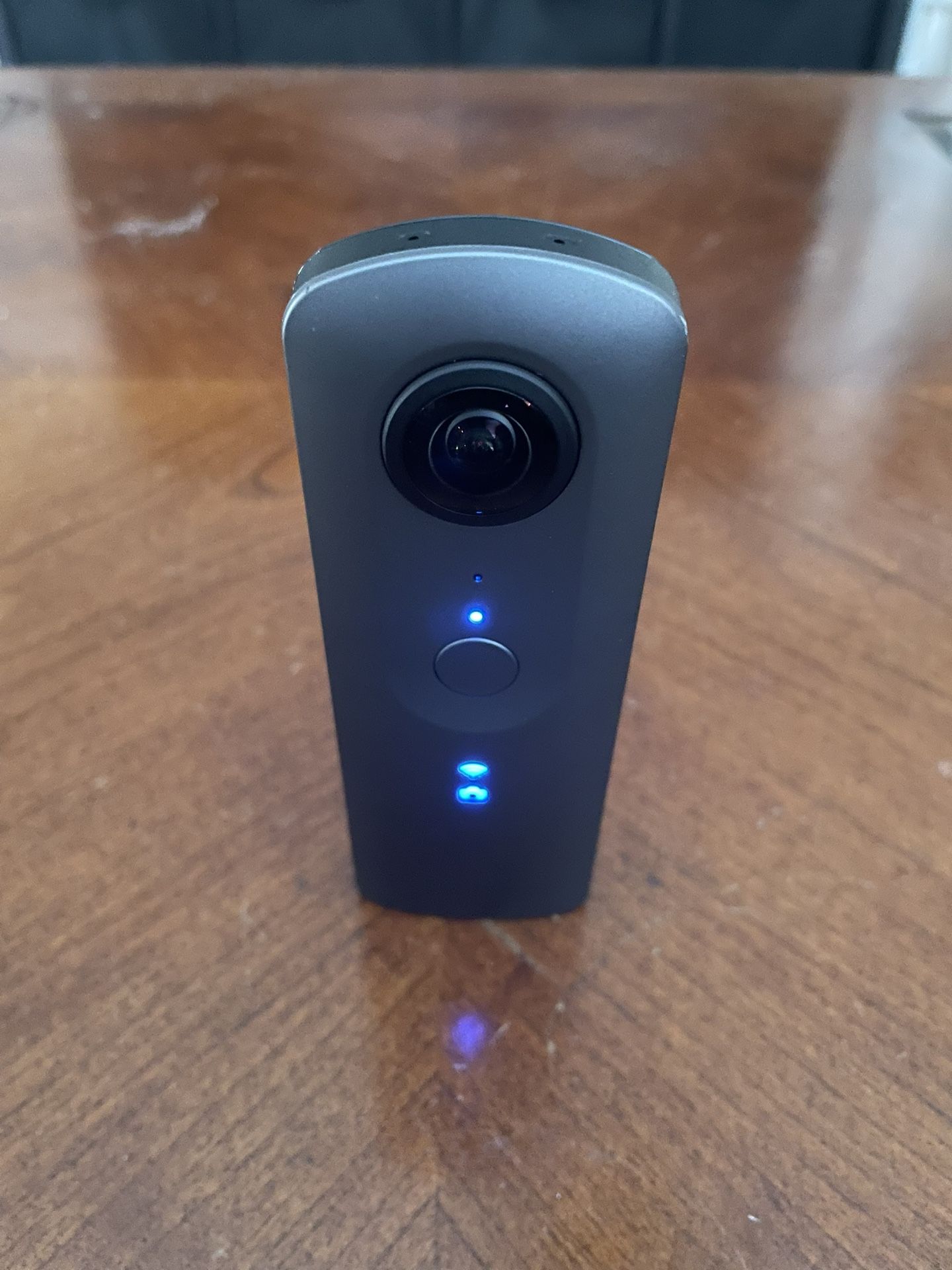 Ricoh Theta V