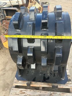 Wheel compactor