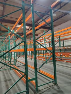 ‼️HEAVY DUTY PALLET RACKS IN STOCK ‼️💯