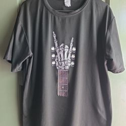Skeleton rock tee