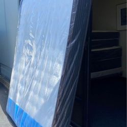 Queen Size Orthopedic Double Sided Mattress Comes With Box Spring Free Home Delivery 