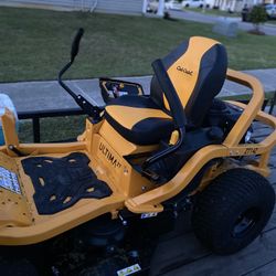 Cub Cadet Z71 42’  (2024)