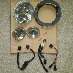 Harley Davidson Headlight And Assembly 