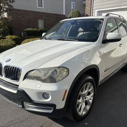 2009 BMW X5.  XDRIVE.   3.0