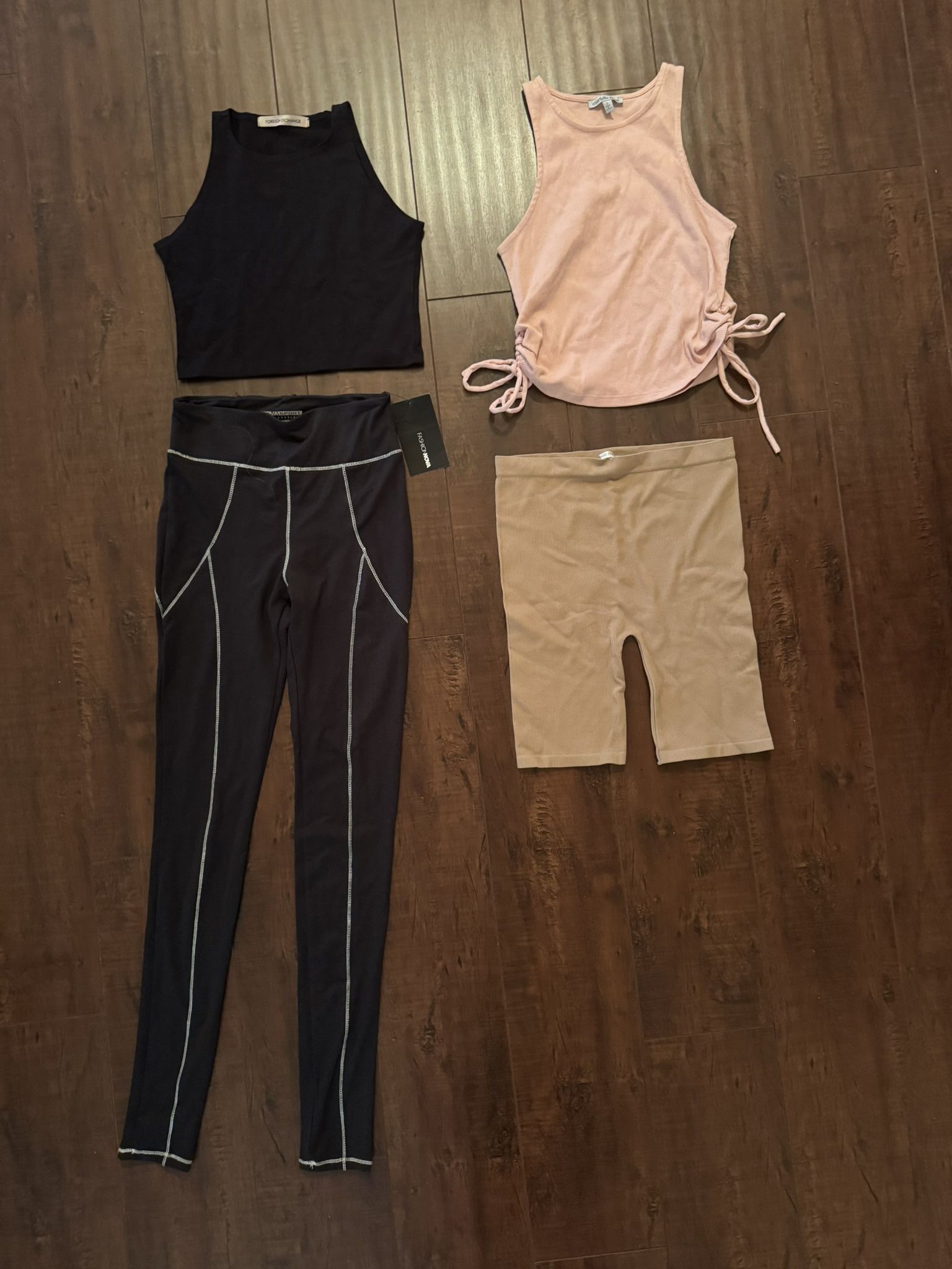 Bundle 4 Women’s Clothes New Size Small