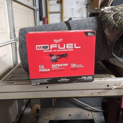 Milwaukee M18 Grinder Fuel