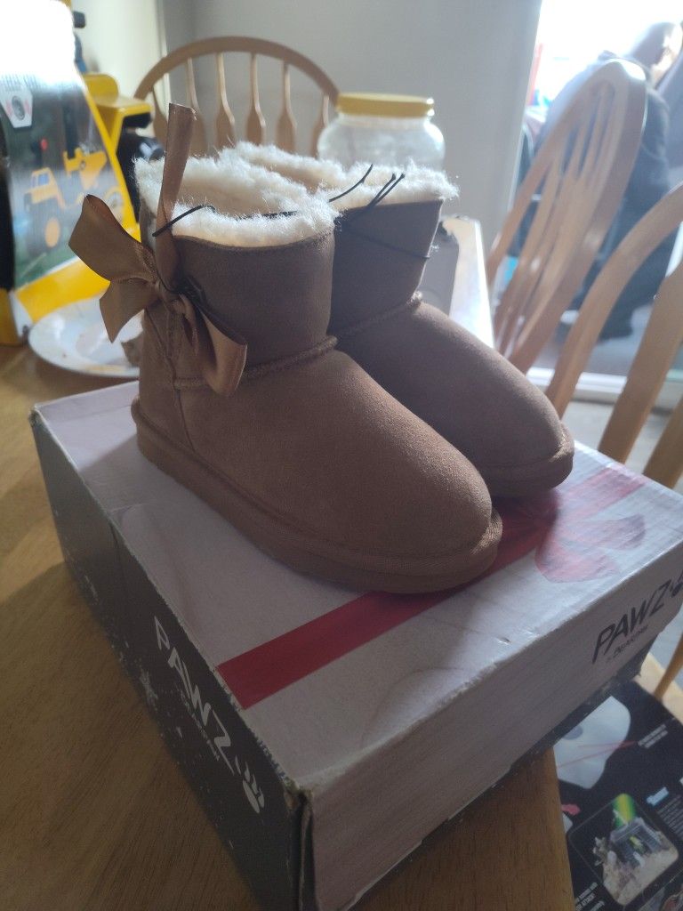 Pawz Boots