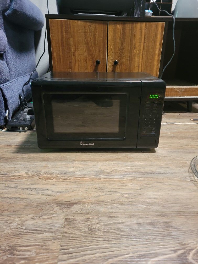 Magic Chef Microwave