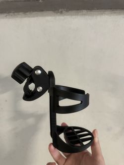 Bike water bottle mount 