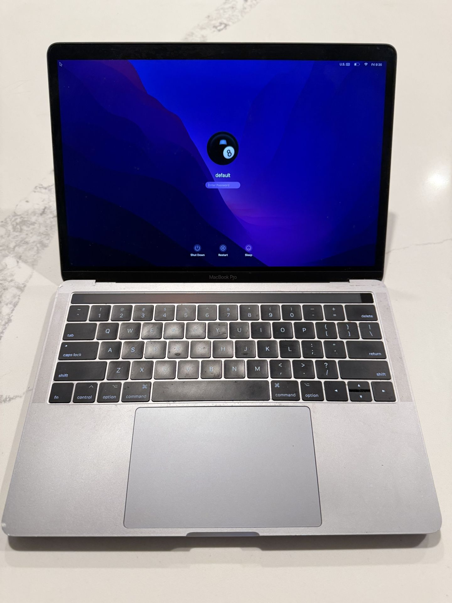 π2017 Apple MacBook Pro Four Thunderbolt 13" - 256GB - Trades Welcome π