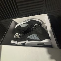 JORDAN 5 SIZE 9