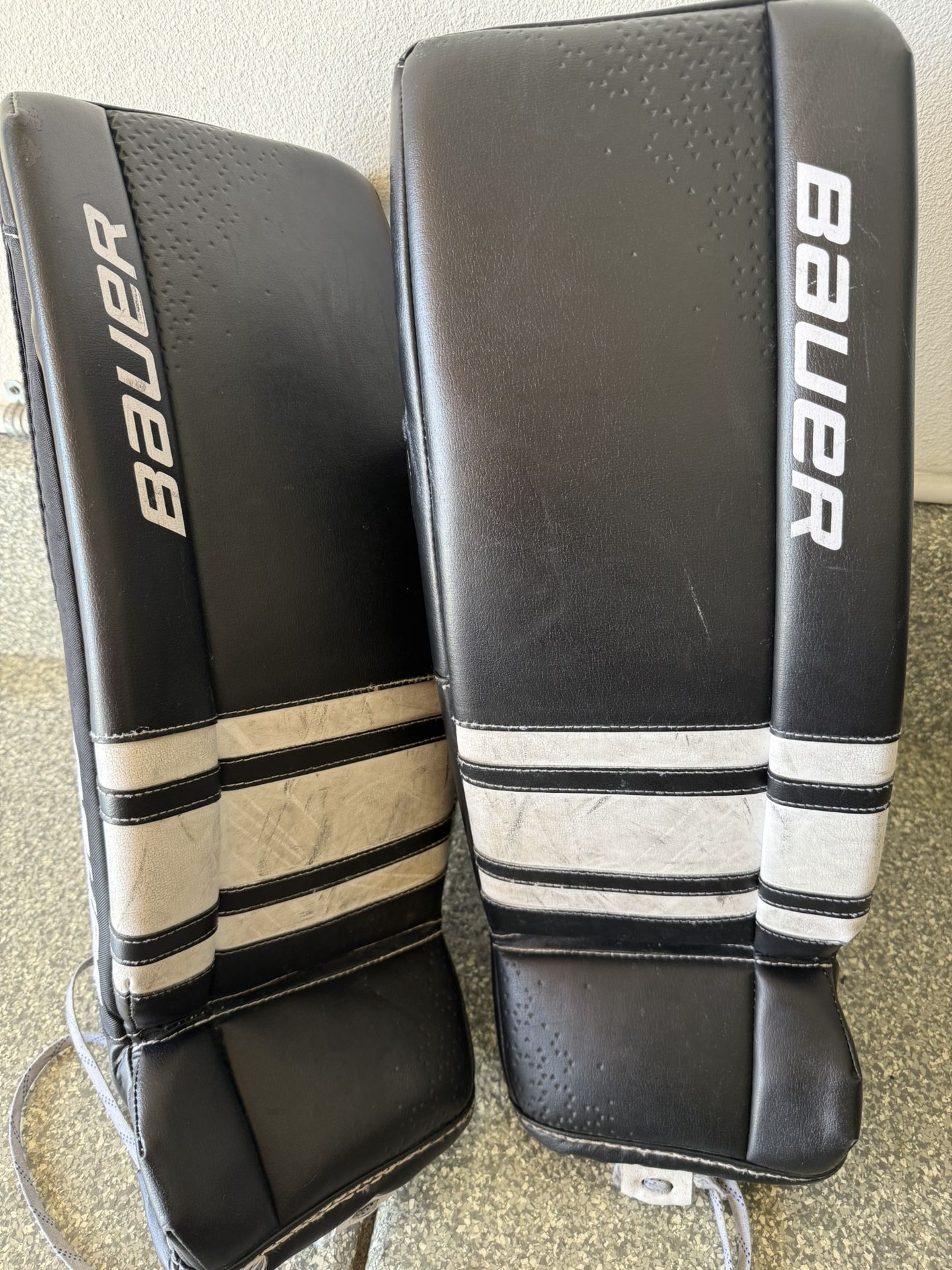 Bauer Youth Goalie Leg Pads