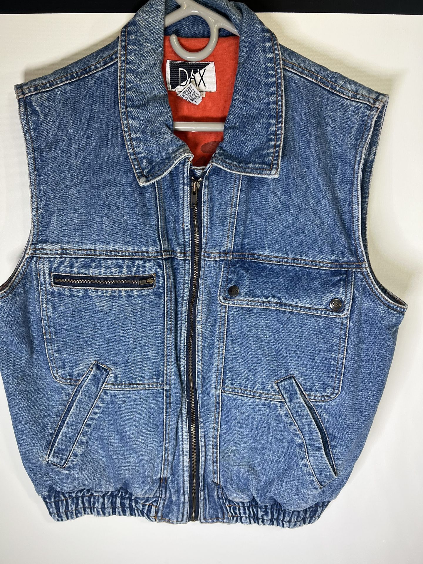 VTG Denim Vest Bloody Red Liner Full ZipWomen's Large DAX Cotton Zipper Pocket Women's Large Denim Blue Jean Vest Full Zip, 4-Pockets Bloody Red Liner