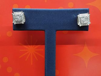 Double Stud Earring - Yellow Gold 10k (.417) 2.2 grams
