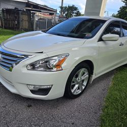 Nissan Altima 2014