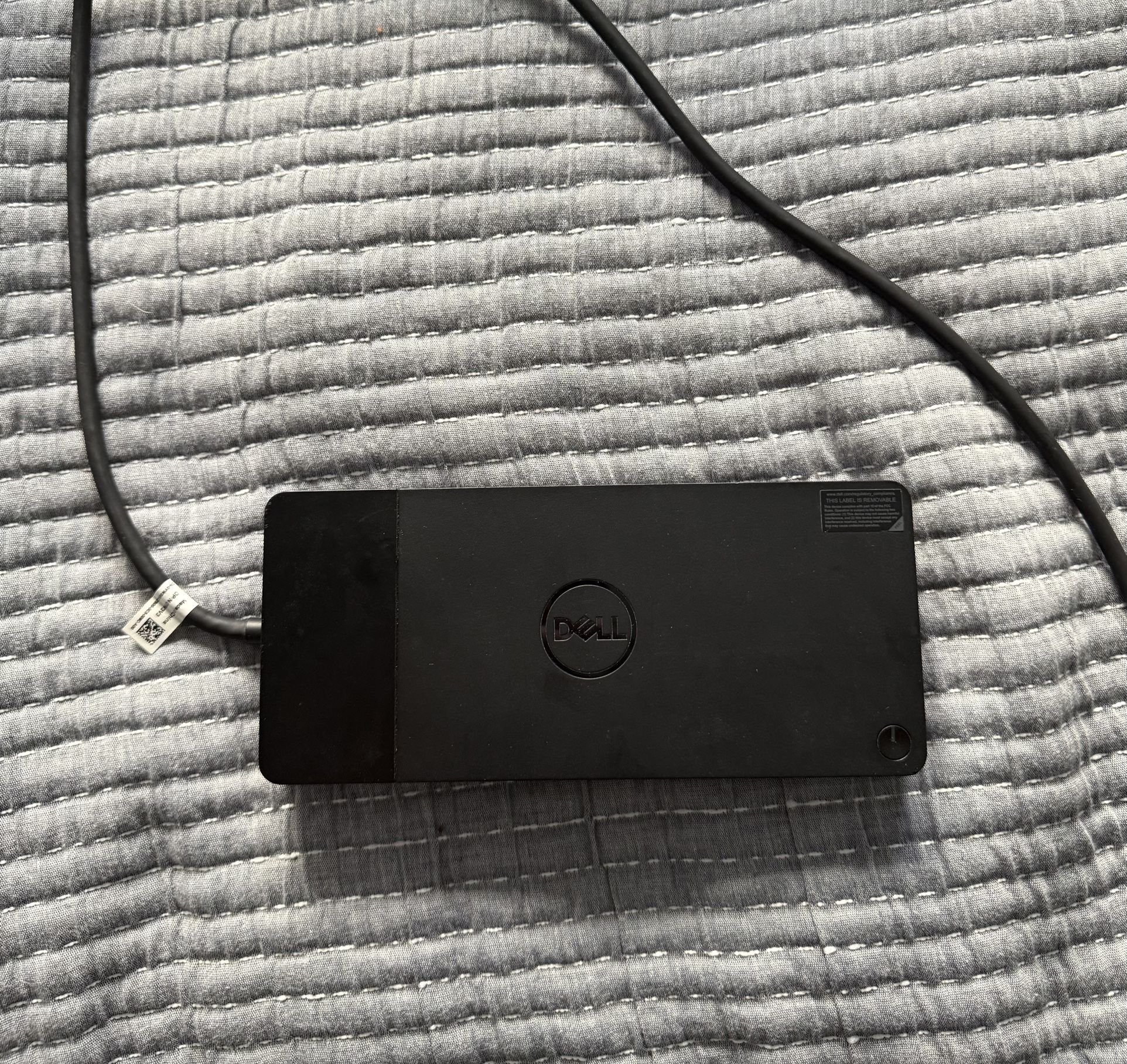 DELL WD19 Docking Station