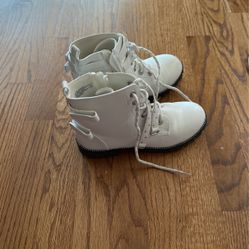 Off White Boots