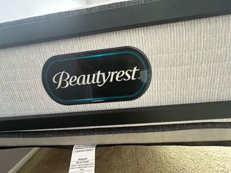 Twin bed with frame