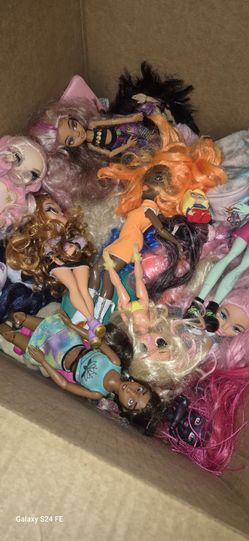 Doll lot