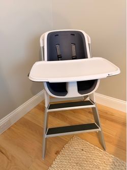 4moms high chair - basically new