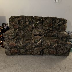 Mossy Oak Double Recliner