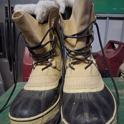 Caribou winter boots
