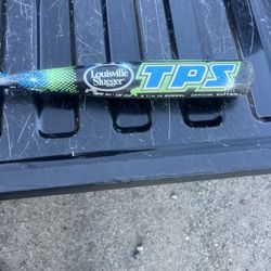 Fast Pitch Softball Bat Louisville Slugger TPS Spark