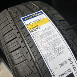 Brand New The Whole Set Of 4 