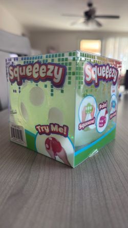 Squeeezy cube