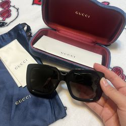 GUCCI SUNGLASSES