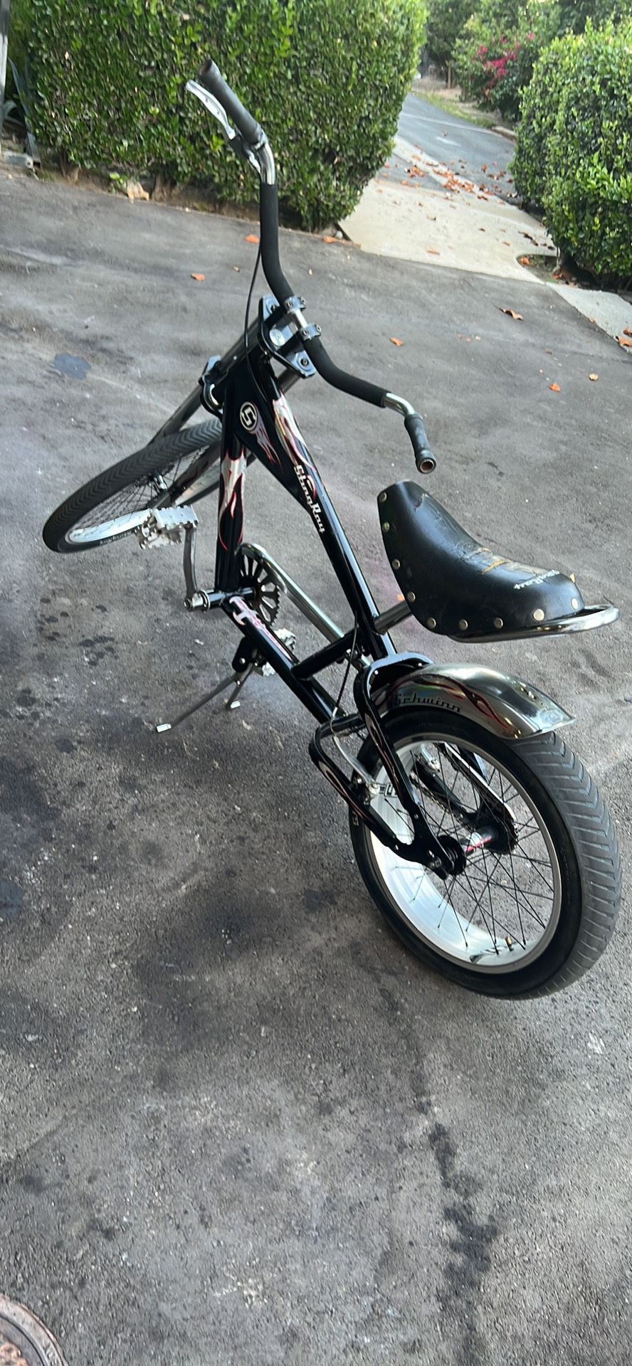 schwinn chopper bike price