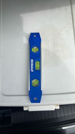 Aluminum 9.00-in 3 vial magnetic torpedo level